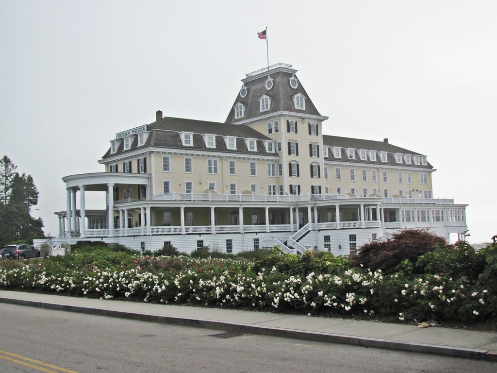 wide angle view of the ocean house in watch hill rhode island