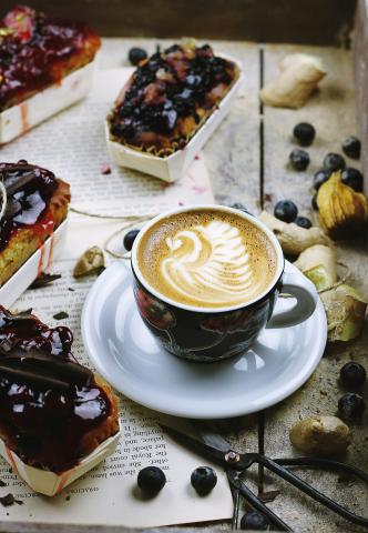 coffee latte cake cups